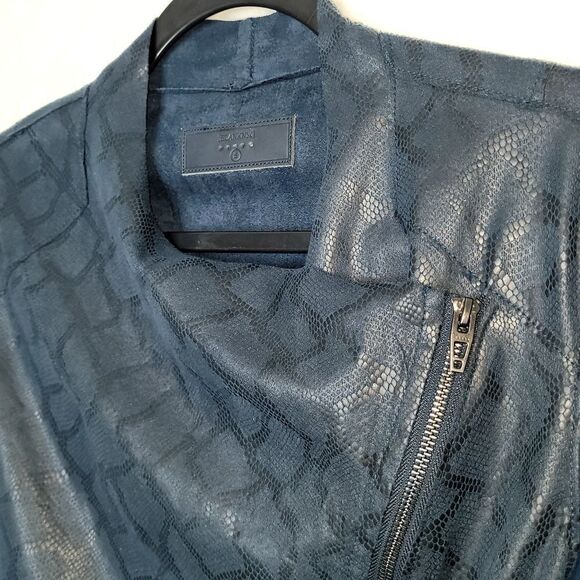 Blank NYC Sharona Snake Print Jacket Size Small - Picture 7 of 14